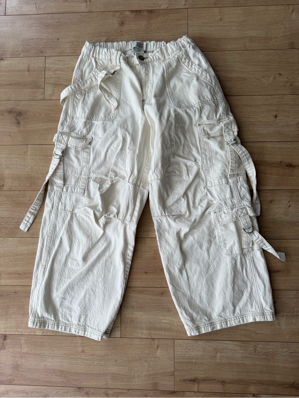 BDG Urban Outfitters White Carpenter Cargo Jeans Wide Leg Utility Pants 29W